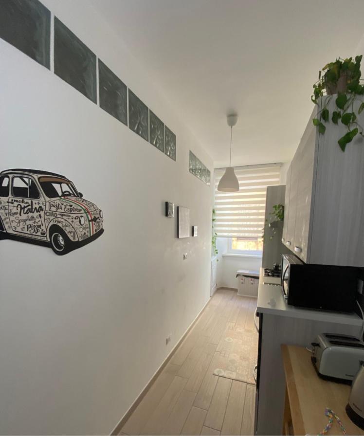 Domus Art Suites Merulana Рим Екстер'єр фото